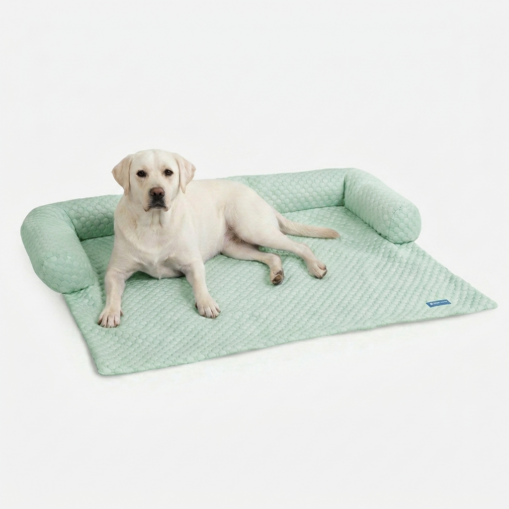 Frostcore™ Cooling Couch Cover Dog Bed