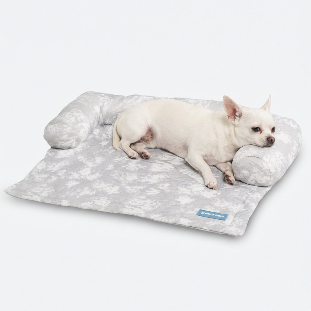 Frostcore™ Cooling Couch Cover Dog Bed